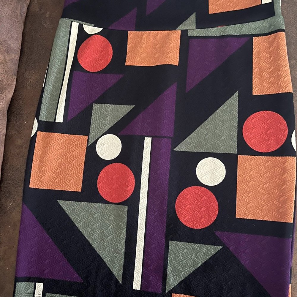 LuLaRoe Pencil Skirt (L) - No. 109